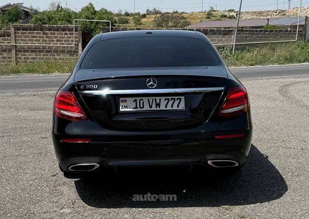 Mercedes-Benz E 300 2019 — լուսանկար 3
