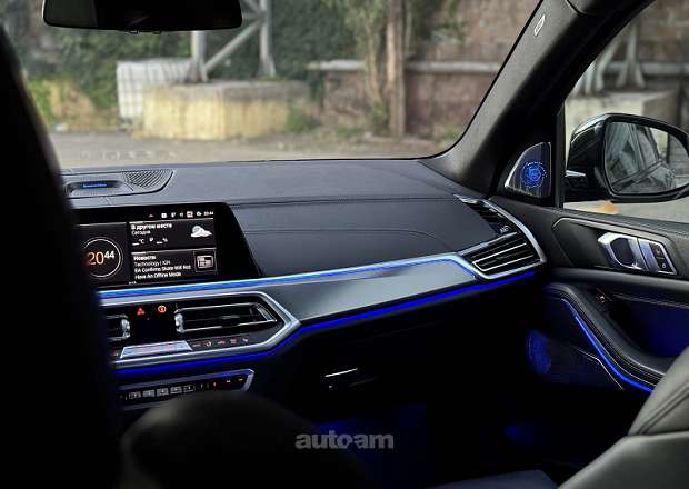 BMW X5 2022 — photo 9