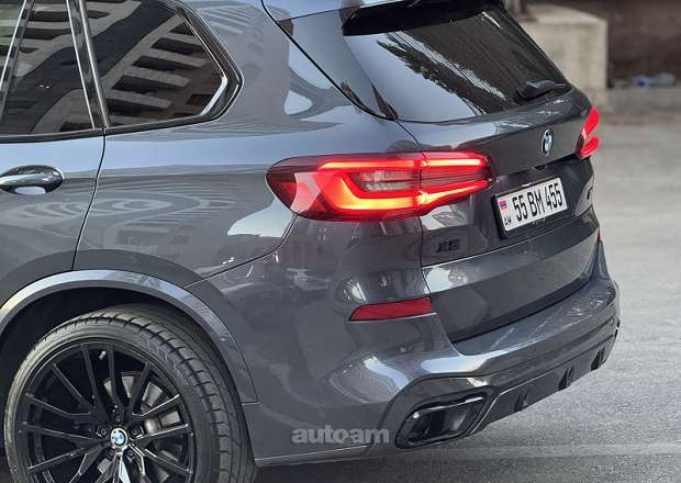 BMW X5 2022 — photo 2