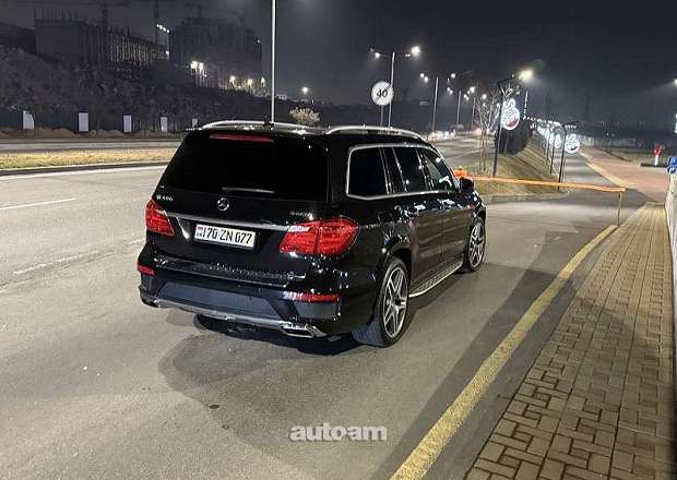 Mercedes-Benz GL 500