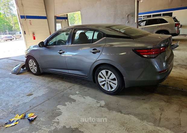 Nissan Sentra
