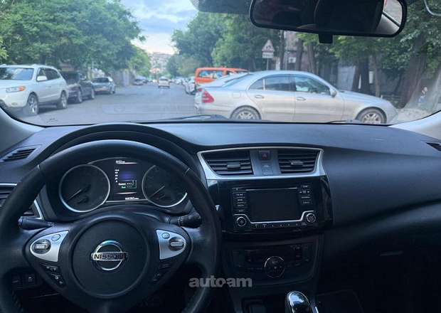 Nissan Sentra