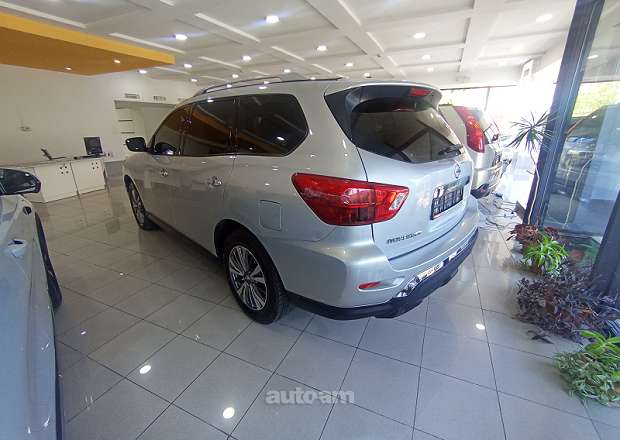Nissan Pathfinder