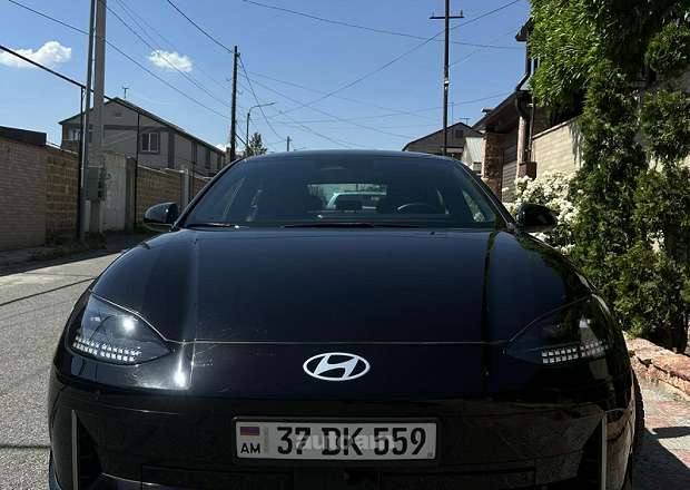 Hyundai Ioniq
