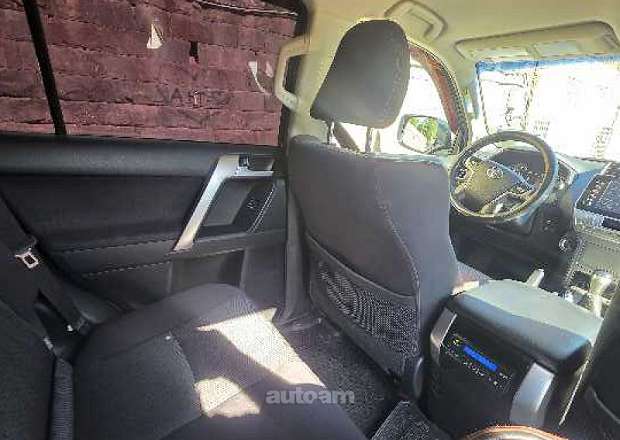 Toyota Land Cruiser Prado