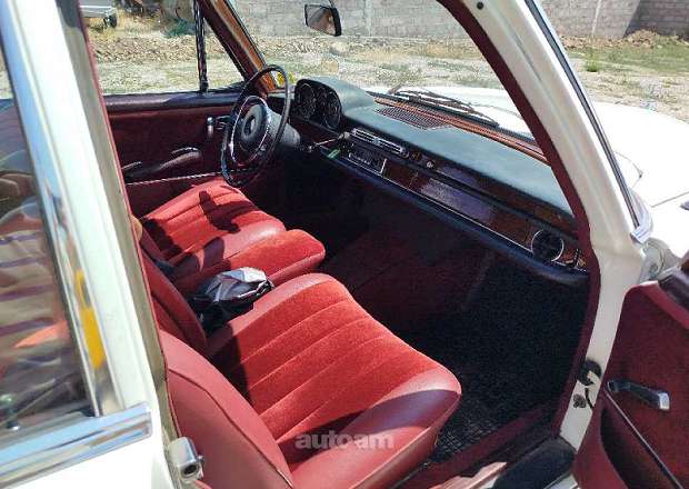 Mercedes-Benz 250