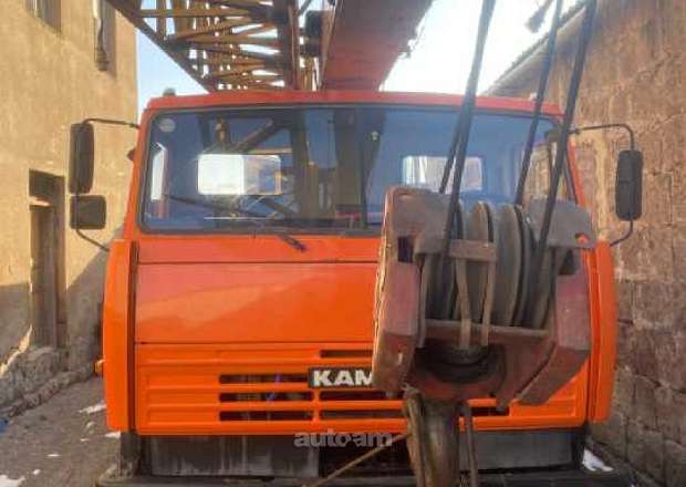 KAMAZ  5490