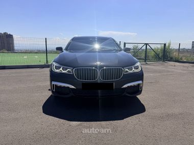 BMW 740  2018 