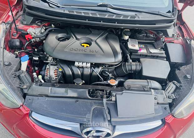 Hyundai Elantra 2011 — լուսանկար 14