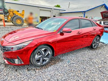 Hyundai Elantra  2023 