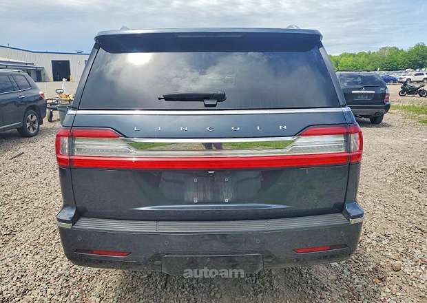 Lincoln Navigator