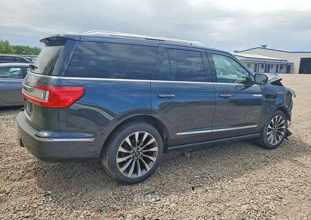 Lincoln Navigator