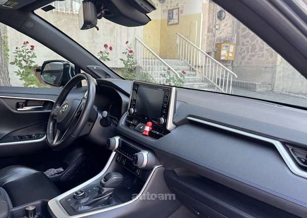 Toyota Rav 4 2020 — լուսանկար 4