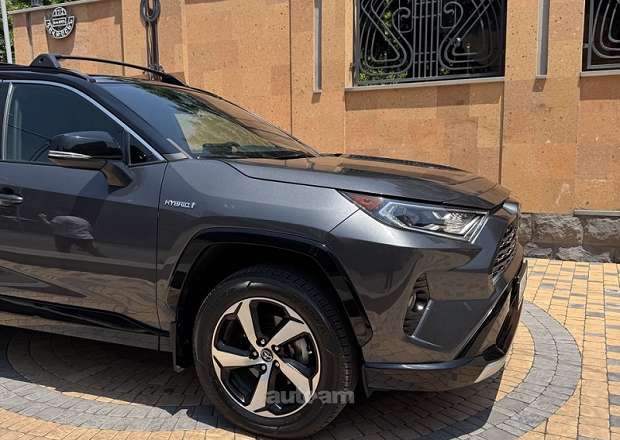 Toyota Rav 4 2020 — լուսանկար 15