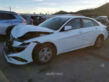 Hyundai Elantra  2025 