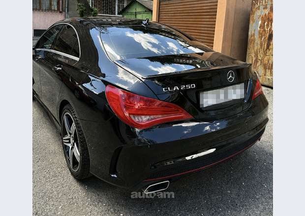 Mercedes-Benz CLA 250