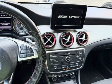 Mercedes-Benz CLA 250  2015 
