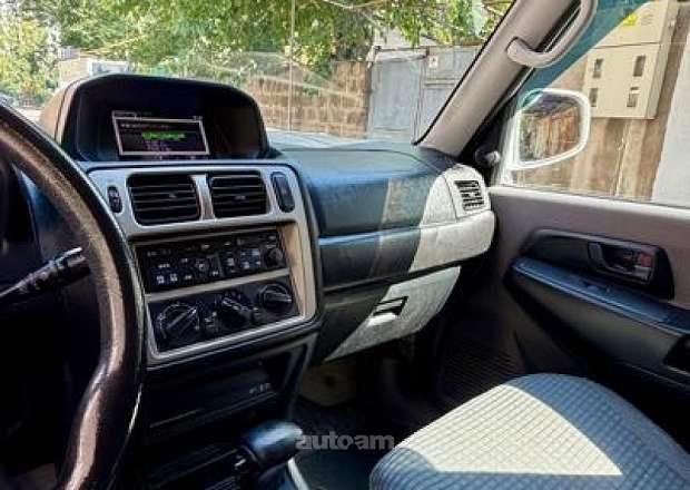 Mitsubishi Pajero Pinin (IO)