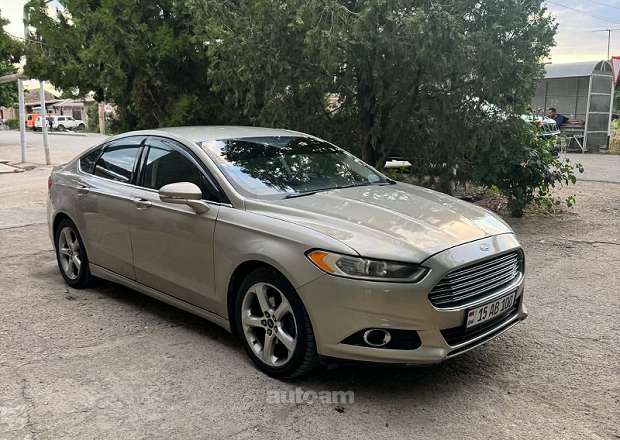 Ford Fusion 2015 — photo 4