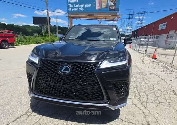 Lexus LX 600