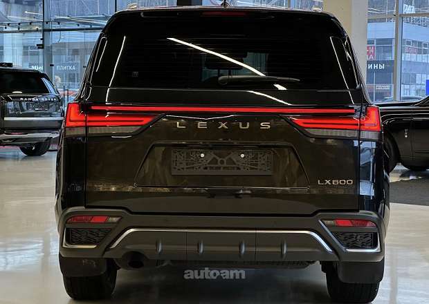Lexus LX 600
