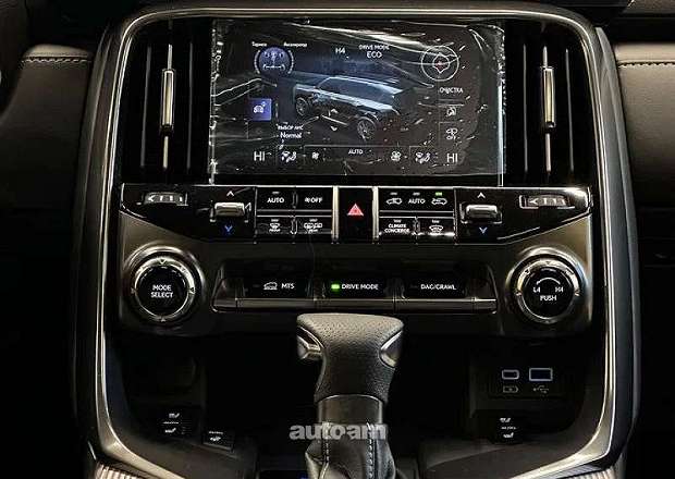 Lexus LX 600