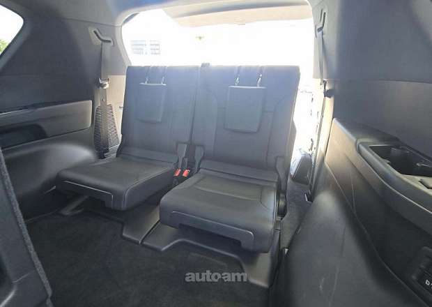 Lexus LX 600