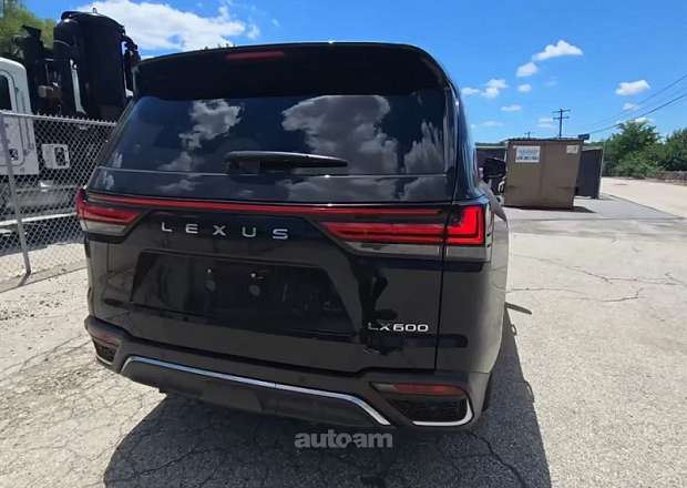 Lexus LX 600