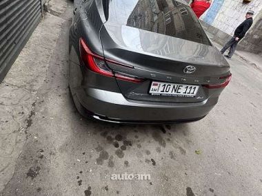 Toyota Camry  2025 