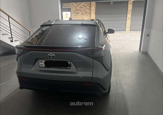 Toyota Bz4X