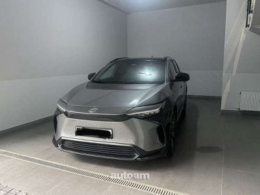 Toyota Bz4X  2023 