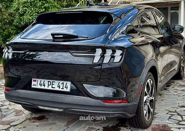Ford Mustang 2024 — photo 4