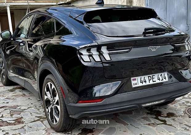 Ford Mustang 2024 — photo 6