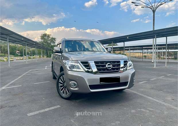 Nissan Patrol 2010 — photo 2