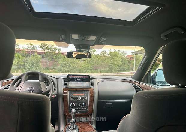 Nissan Patrol 2010 — photo 7