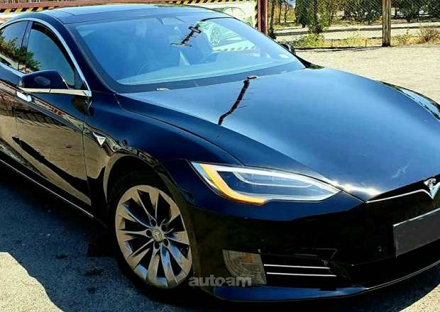 Tesla Model S