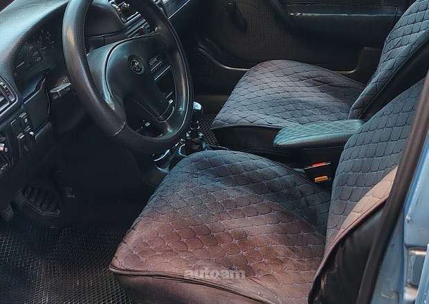 Opel Vectra 1993 — լուսանկար 6