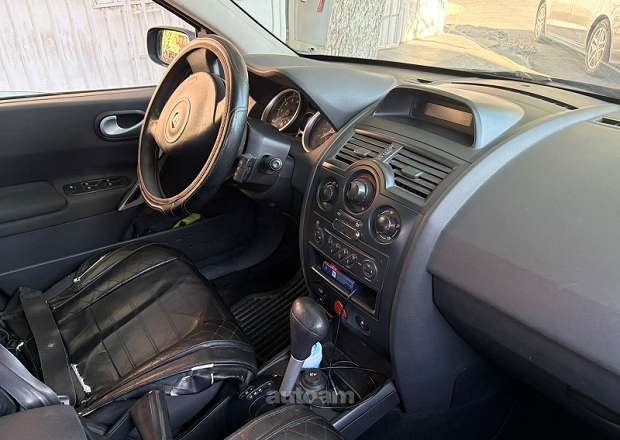 Renault Megane 2008 — լուսանկար 8