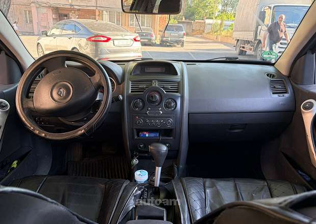 Renault Megane 2008 — լուսանկար 9