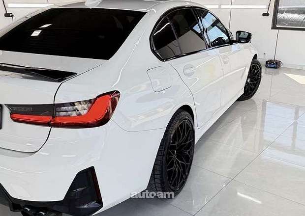 BMW 330