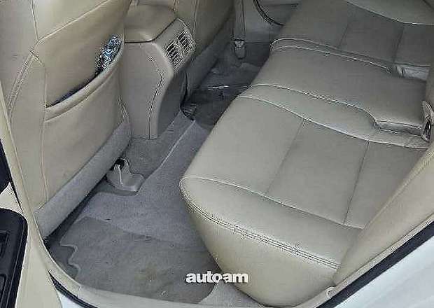 Toyota Camry 2012 — լուսանկար 9