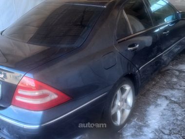 Mercedes-Benz C 240  2000 