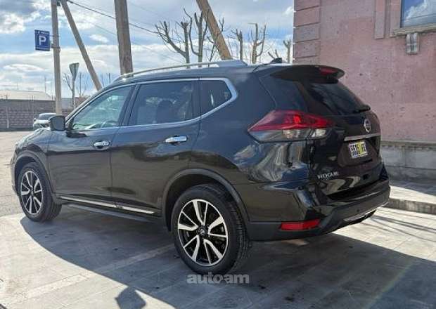 Nissan Rogue