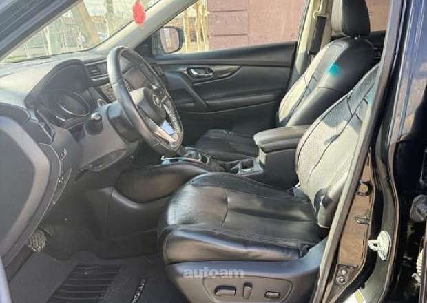 Nissan Rogue