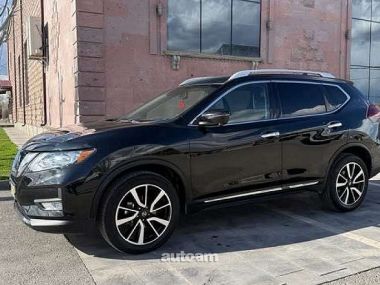 Nissan Rogue  2020 