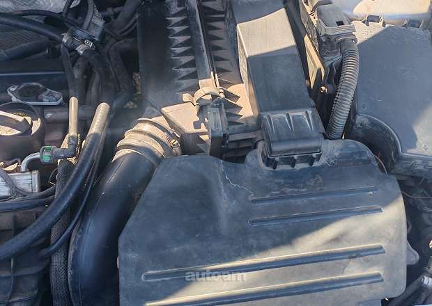 Dodge Caliber 2009 — լուսանկար 9