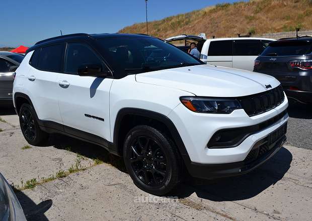 Jeep Compass 2022 — լուսանկար 3