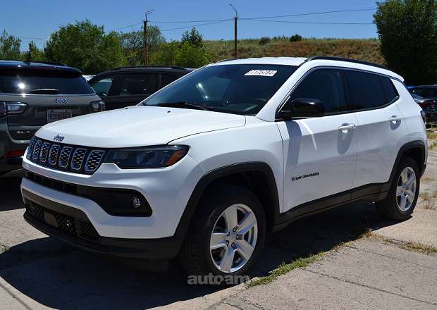 Jeep Compass 2022 — լուսանկար 3