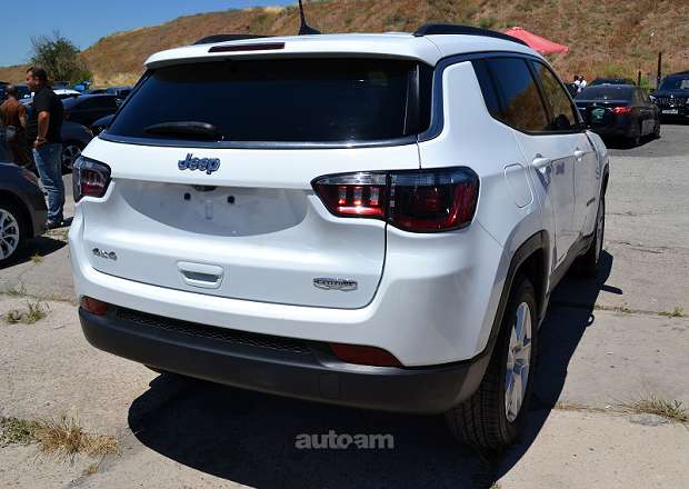 Jeep Compass 2022 — լուսանկար 13