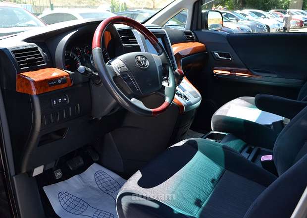 Toyota Alphard 2009 — լուսանկար 9
